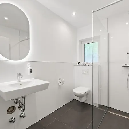 Cozy Premium With Free Parking! New! *