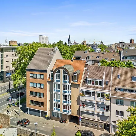 Cozy Premium With Free Parking! New! *