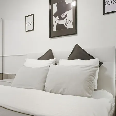 Cozy Premium With Free Parking! New! *