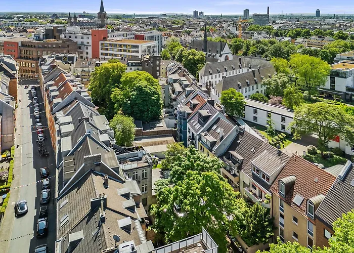 Cozy Premium With Free Parking! New! * Cologne